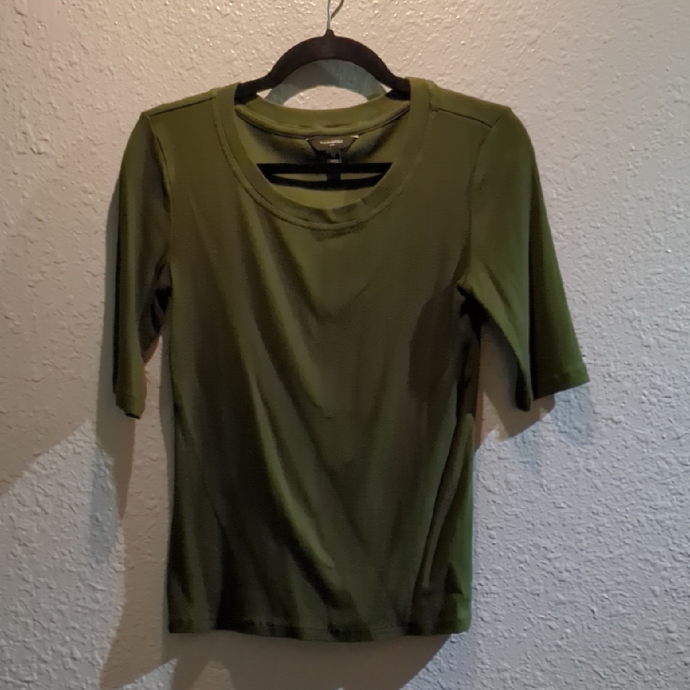 Banana Republic Olive Green Women's Ribbed Elbow Sleeve Top